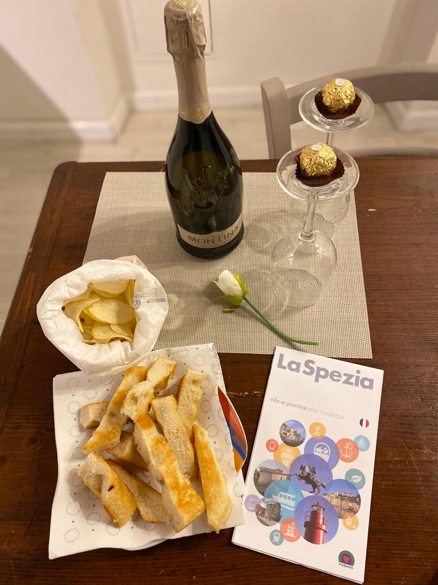 דירות לה ספציה Chez Amelie מראה חיצוני תמונה